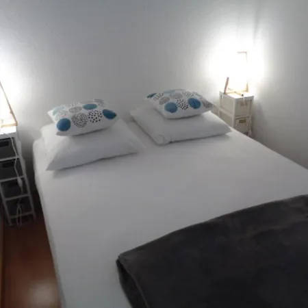 T2 Avec Terrasse Sud, Acces Et Parking Securise A - Fr-1-374-85 Apartment