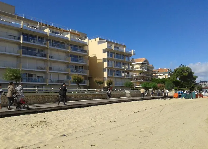 T2 Avec Terrasse Sud, Acces Et Parking Securise A - Fr-1-374-85 Lägenhet *